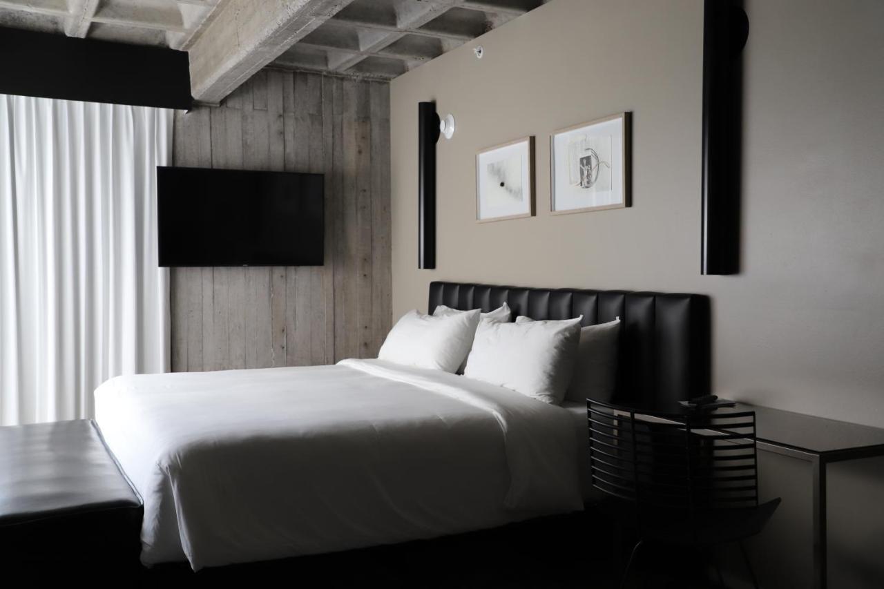 Bellwort Hotel Гвадалахара Экстерьер фото